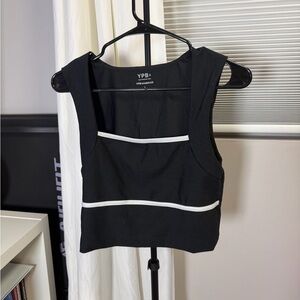 Abercrombie & Fitch Black and White Crop Top